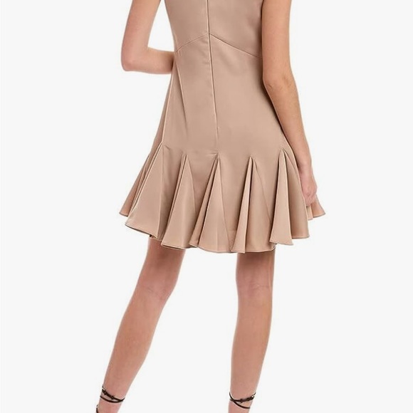 TRINA TURK FIRRY MINI DRESS,  SIZE 8, NWT NEVER WORN EXCELLENT CONDITION. - Picture 6 of 9